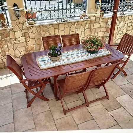 Un Passo Dal Mare E Dalla Citta. * كالياري