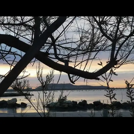 Un Passo Dal Mare E Dalla Citta. Feriehus *