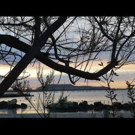 Un Passo Dal Mare E Dalla Citta. Holiday home *